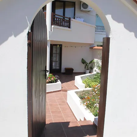 Yankov's House 2* Sozopol