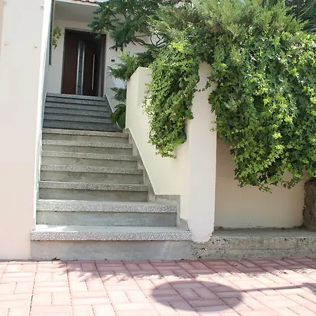 Yankov's House 2*