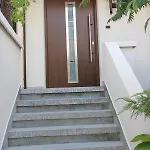 Gæstehus Yankov's House 2*