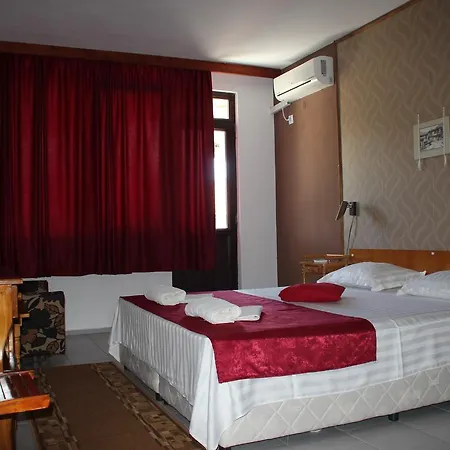 къщата на янкови 2*