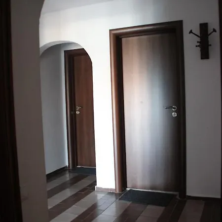 къщата на янкови Къща за гости 2*