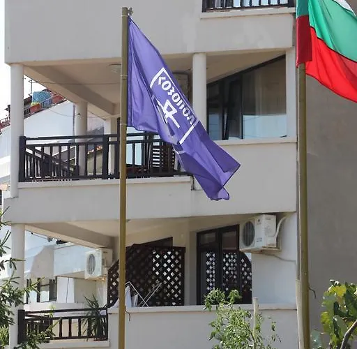 Yankov's House 2* Sozopol