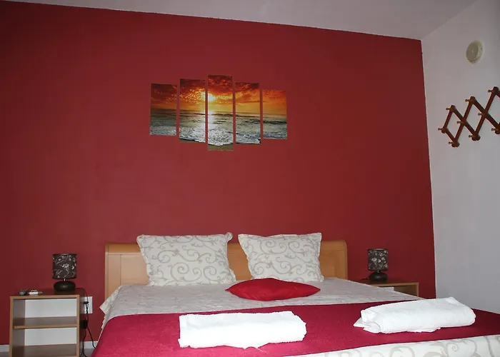 Yankov's House Gasthuis 2*