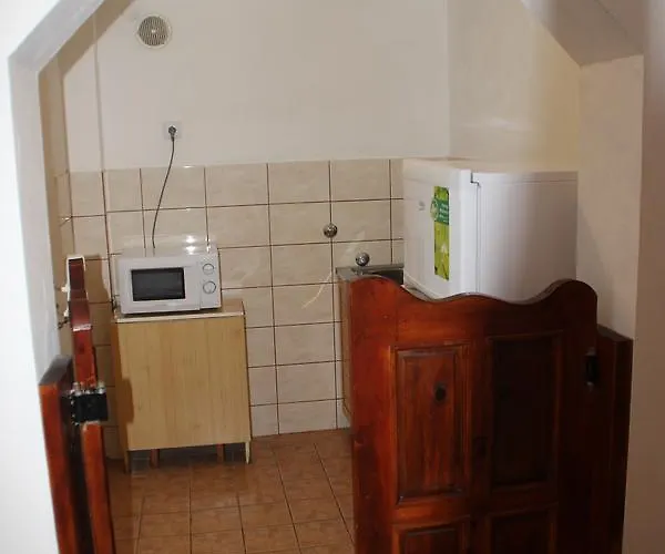 Yankov's House 2* Sozopol