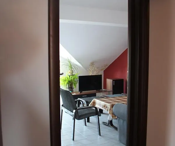 Gasthuis Yankov's House 2*