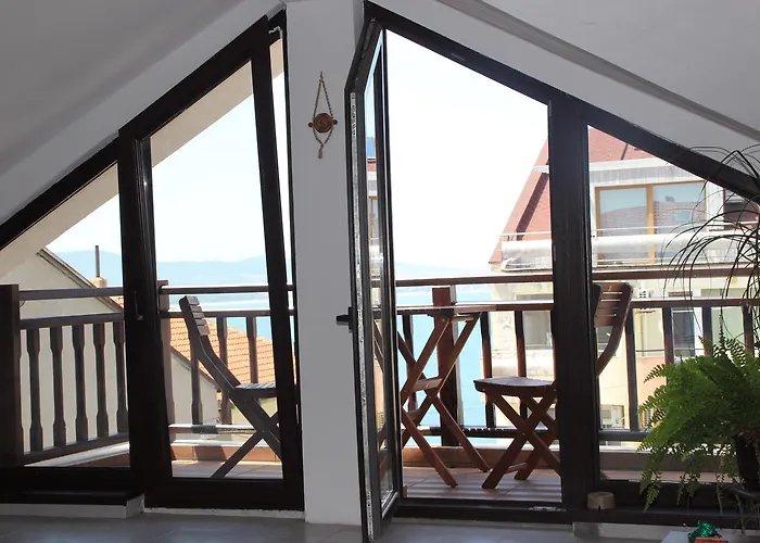 Gasthuis Yankov's House 2*